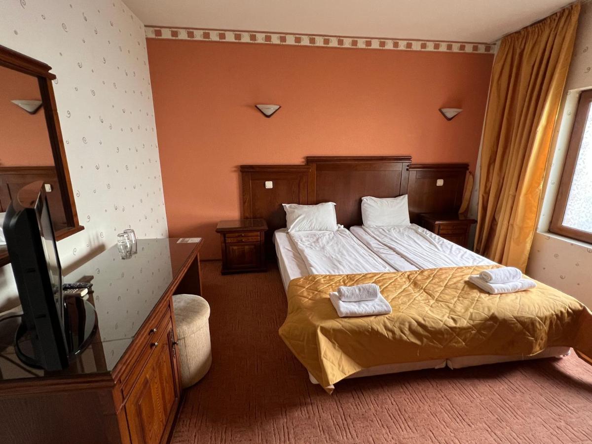 Hotel Bolyari Велико-Тырново Экстерьер фото